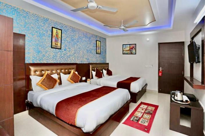 Blue Bird By Br Hotel Agra (Uttar Pradesh)