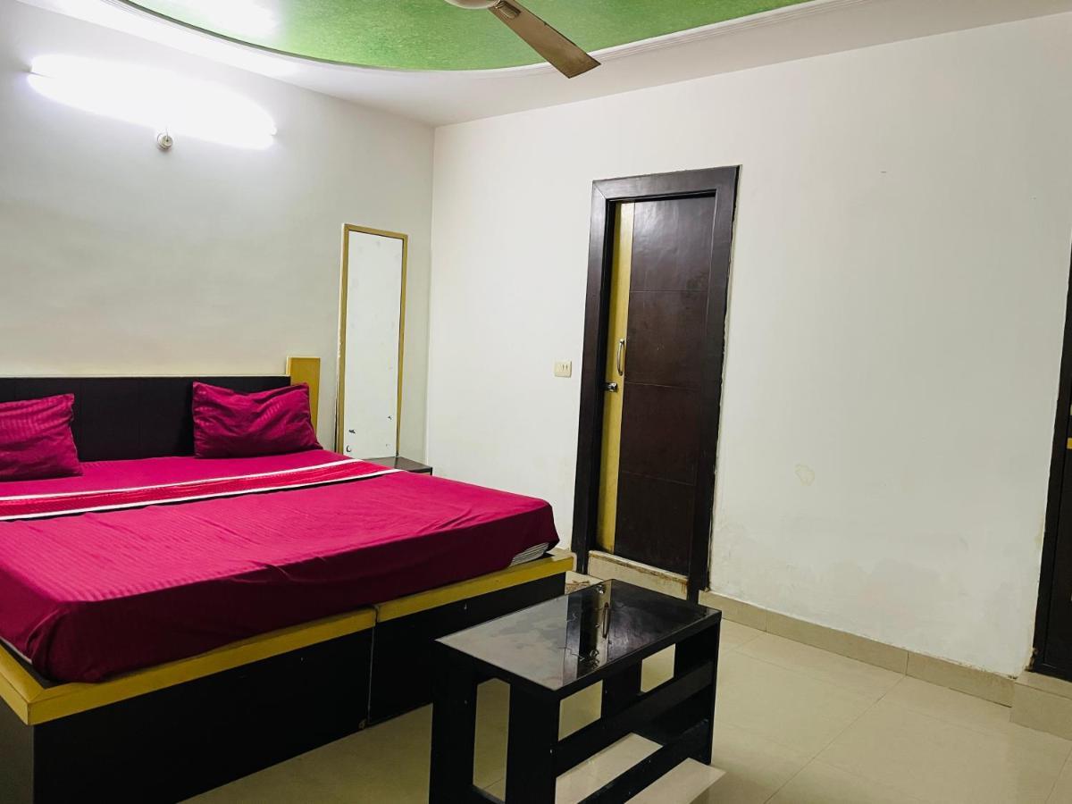 Blue Bird By Br Hotel Agra (Uttar Pradesh)